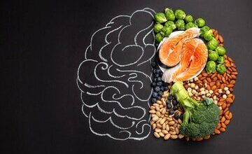۵ ماده غذایی مفید برای مغز