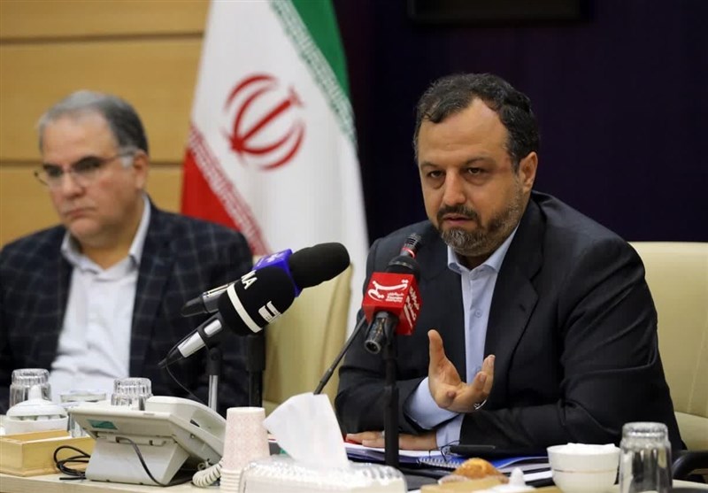 اولتیماتوم ۲هفتهای وزیر اقتصاد برای بازگشت حساب شرکتها به استان محل فعالیت