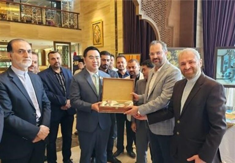 اولین نمایشگاه قرآنی ایران در تایلند افتتاح شد