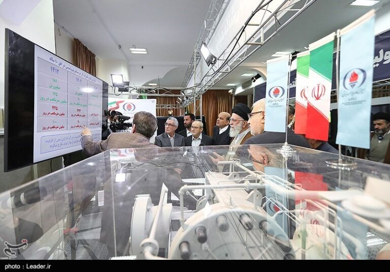 حاشیهنگاری نمایشگاه توانمندیهای ساخت داخل/ شگفتی بخش خصوصی از نقدها و نظرات موشکافانه رهبری