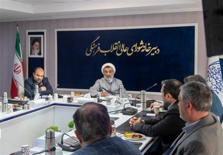 خسروپناه: در برگزاری کرسیهای آزاداندیشی باید استقلال دانشگاه حفظ شود