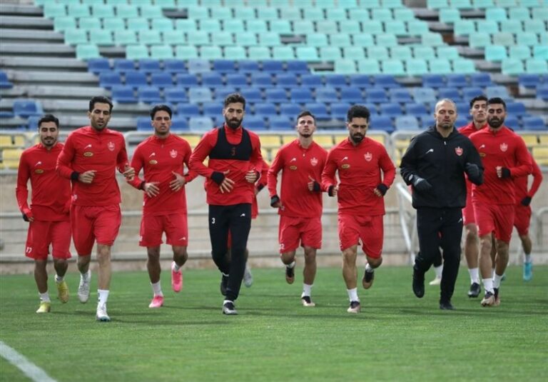 دو گزینه ایرانی برای مربیگری دروازهبانان پرسپولیس/ سیدی: دوست دارم به پرسپولیس برگردم
