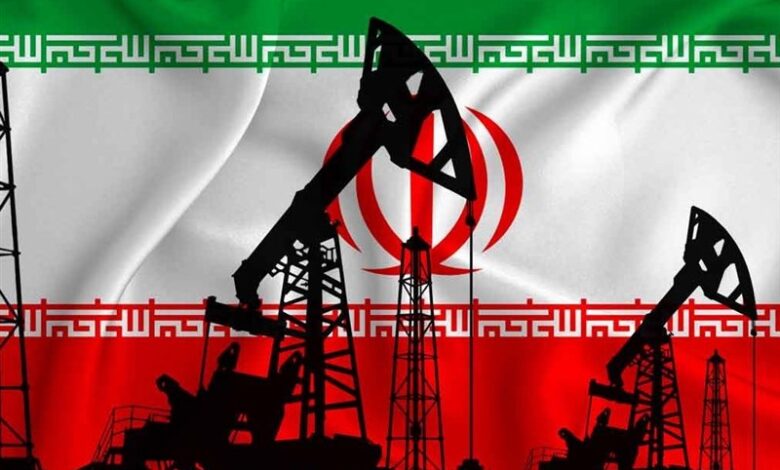 صادرات نفت به اوج رسید/ افزایش عملیات‌های نفتی ایران در فراساحل‌/ تعیین‌تکلیف مخزن ۱.۵میلیون بشکه‌ای پس از ۴ سال