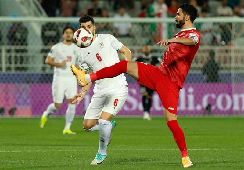 محمدخانی: بازیکنان، بیتفاوت از کنار موقعیتها میگذرند/ توان شکست ژاپن را داریم