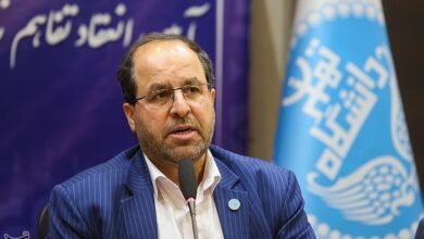 مقیمی: آثار انقلاب اسلامی را با گفتگو به جوانان منتقل کنیم