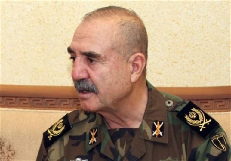 وداع باشکوه ارتشیها با امیر غضنفر آذرفر در اصفهان