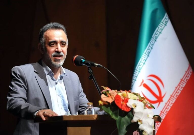 گفتوگو با مدیرکل هنرهای نمایشی درباره تئاتر فجر/ از بها دادن به توانخواهان تا مذاکره با سیمافیلم برای ورود استعدادها
