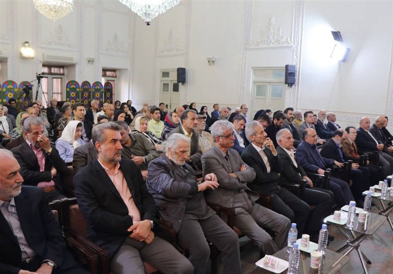 آئین بزرگداشت استاد “مصطفی کمال پورتراب” برگزار شد