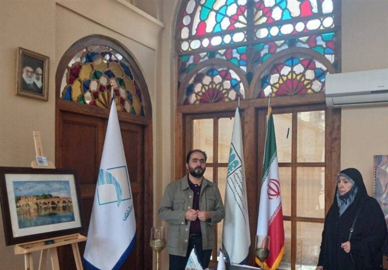 استفاده از هنرمندان برای معرفی تاریخ در مناطق کمبرخوردار
