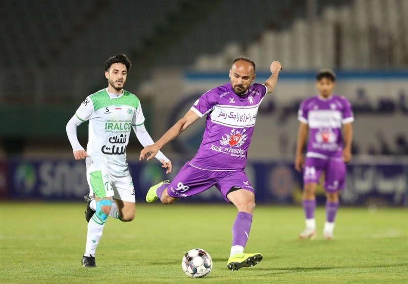 اسلامی: شجاعی مثل برخی مربیان دنبال دفاع کردن نیست