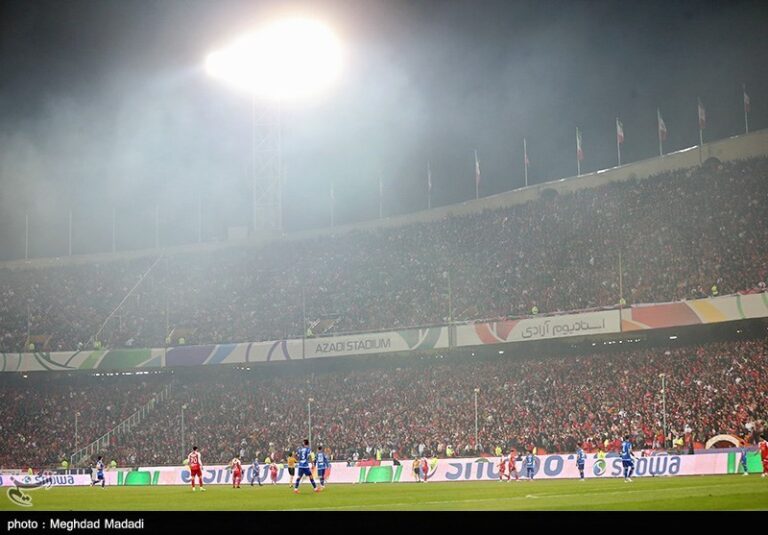 برنامه ۶ بازی پایانی پرسپولیس و استقلال و فانوس بهدستان لیگ