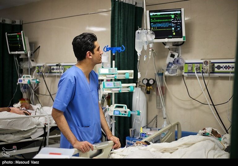 تدوین بسته ماندگاری پرستاران برای رفع مشکلات معیشتی