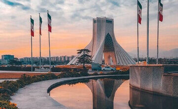 تهران می‌تواند شهر بی‌نظیر باشد/ «سیاسی شدن شهرداری تهران کار نابخردانه‌ای بود»