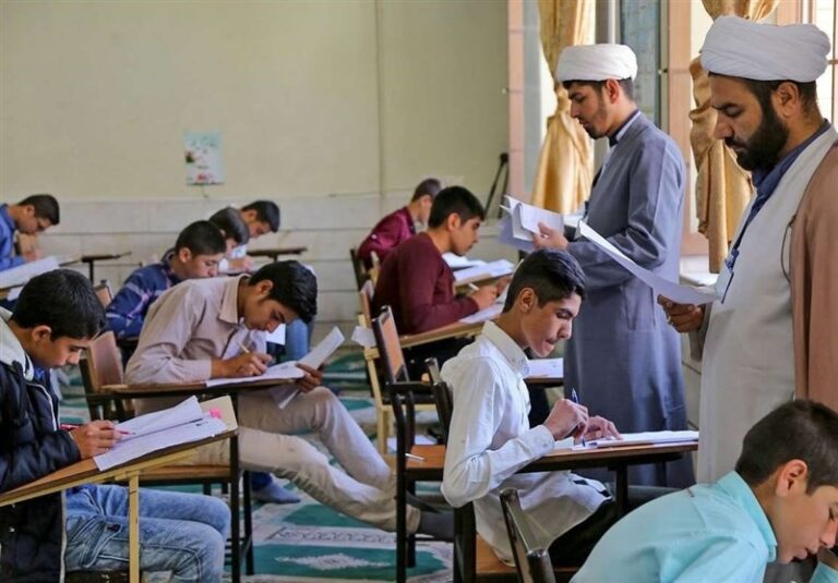 حضور روحانیون در مدارس تیزهوشان برای تقویت اعتقادات نخبگان