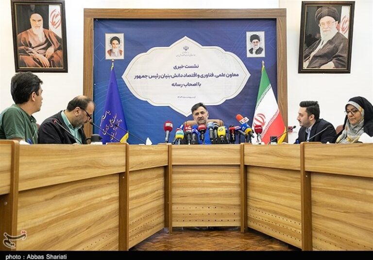 دهقانی: ارز ترجیحی به واردات تجهیزات پزشکی قطعاً اشتباه است