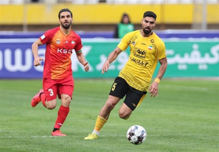 رضا اسدی به بازی با پرسپولیس هم نمیرسد
