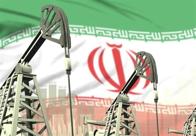 رویترز: بایدن تحریمهای نفتی ایران را تشدید نمیکند