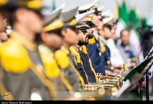 رژه روز ارتش در لویزان برگزار می‌شود