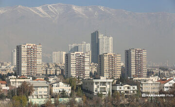 غبار روی کوه‌های تهران مه است یا آلودگی هوا؟/ فقط این منطقه غربی تهران هوای پاک دارد