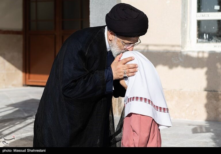آخرین مدرسهای که “سید ابراهیم رئیسی” افتتاح کرد + تصاویر