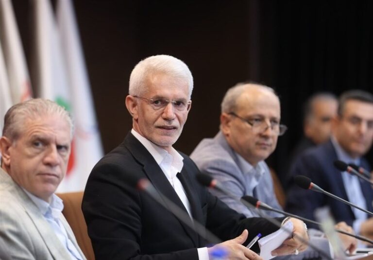 اسبقیان:هیچ فدراسیونی تا پایان مرداد با سرپرست اداره نمیشود