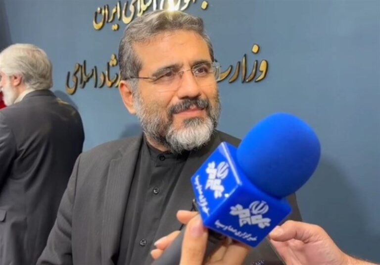 انتشار سرودههای شاعران برای رئیسجمهور جدید