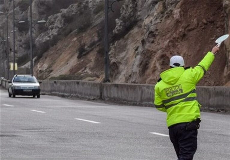 انسداد آزادراه تهران شمال بعلت سیل و ریزش کوه