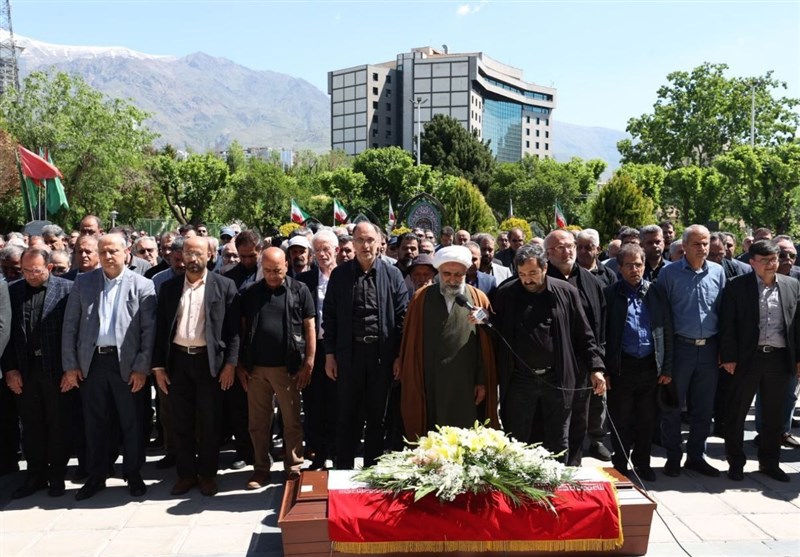 برگزاری مراسم تشییع پیکر مسعود اسکویی + عکس و فیلم