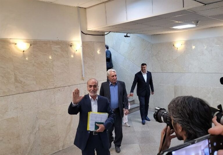 حشمتیان برای انتخابات ریاست جمهوری ثبتنام کرد