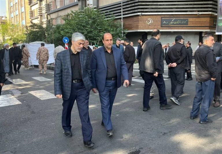حضور جامعه ورزش در مراسم تشییع رئیس جمهور و همراهان