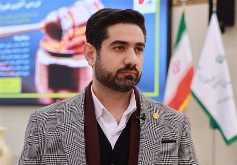 دستمزد کلان وکلای تازهکار برای جبران هزینههای گزاف