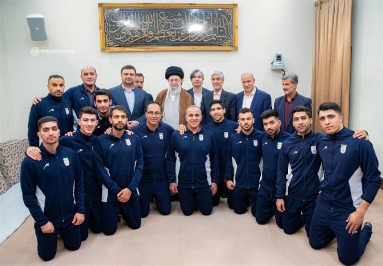 دیدار ملیپوشان فوتسال با مقام معظم رهبری + تصاویر