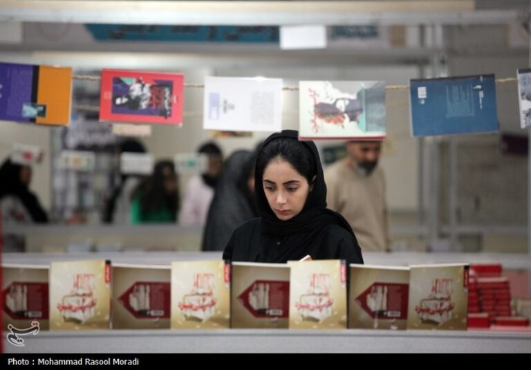 رادیو در نمایشگاه کتاب به دنبال صدابازیگرها