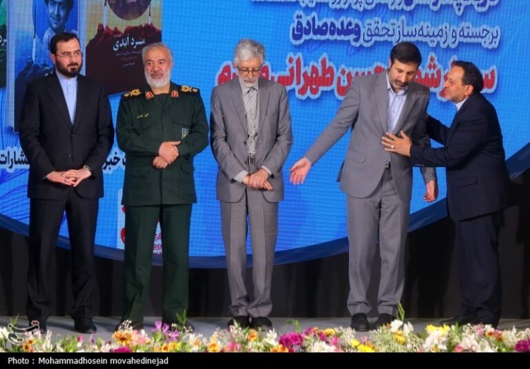 ماجرای برگ برنده نمایشگاه کتاب/ چرا پدر موشکی مرد ابدی است؟