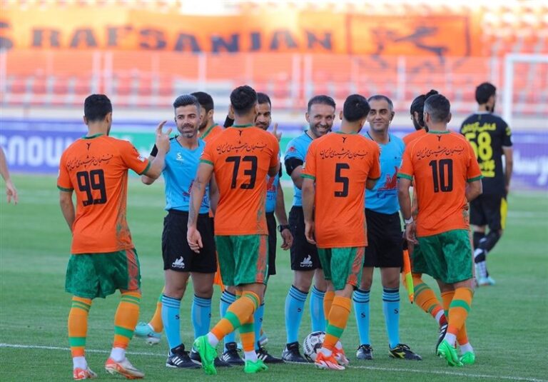 مس رفسنجان یا یک غایب به مصاف تراکتور میرود