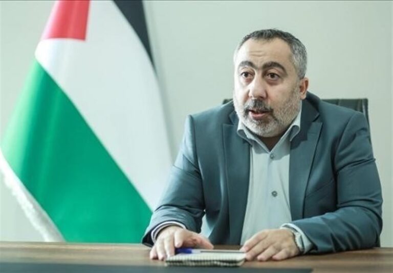 مشاور هنیه: حماس تنها درباره توافق مورد قبول خود بحث میکند