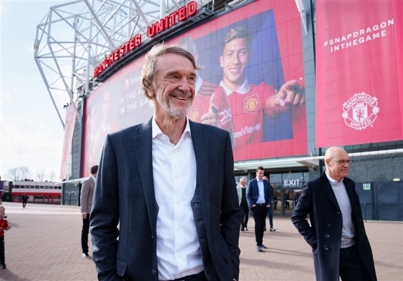 منچستریونایتد با دو مدیرش قطع همکاری کرد