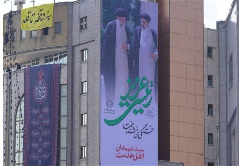 نصب دیوارنگاره “شهید جمهور” بر ساختمان شهرداری منطقه۱۰ تهران