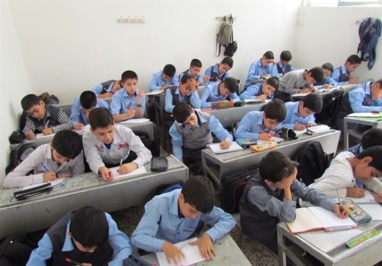 هشدار درباره آسیب اجتماعی دانشآموزان با افت تحصیلی