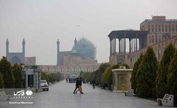 هوای اصفهان «قرمز» شد/شکایت شهروندان نصف‌جهان از «سردرد»