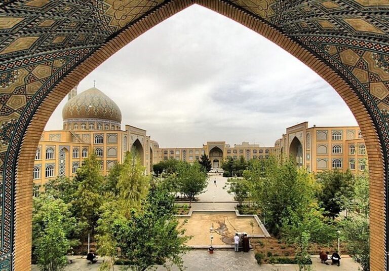 ورود محققان حوزه علمیه در طرح هدفمندی مرکز خدمات