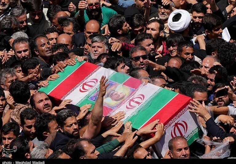 پیکر امیر دیپلماسی ایران در حرم عبدالعظیم آرام گرفت