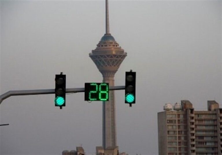 کاهش یکباره زمان سبز برای چراغها تعریف نشده است