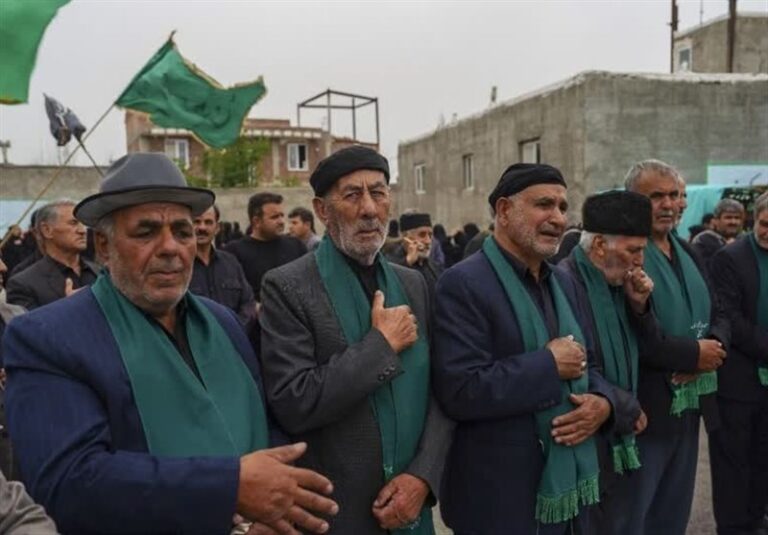 اجلاس پیرغلامان حسینی به طور پیوسته از هیئتها حمایت کند