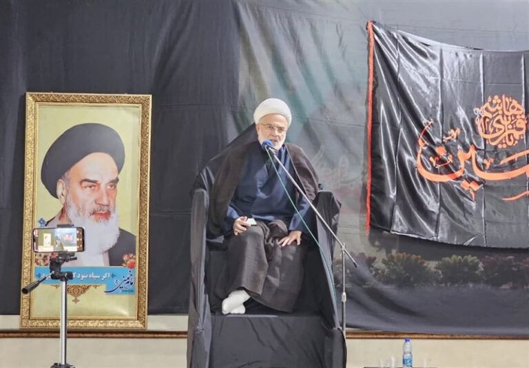 امام حسین(ع) مظهر شفقت و خیرخواهی هستند