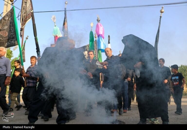 حضور سرپرست ریاست جمهوری در جمع عزاداران دزفول+فیلم