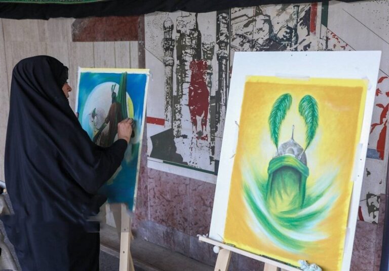 سوگواره هنر عاشورایی در برج آزادی برپا شد