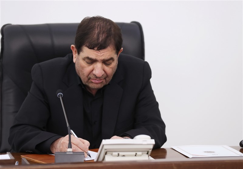 مخبر درگذشت پدر حجتالاسلام حجازی را تسلیت گفت