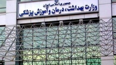 وزارت بهداشت: فعالان سیاسی از اساتید هزینه نکنند