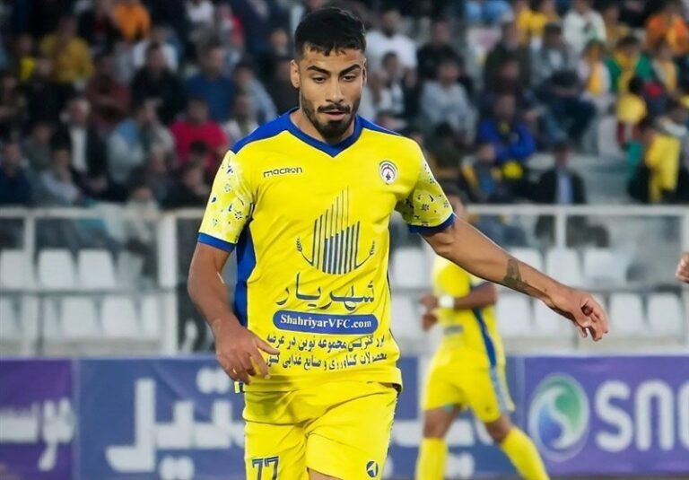 پیوستن مدافع سابق سپاهان به ذوبآهن